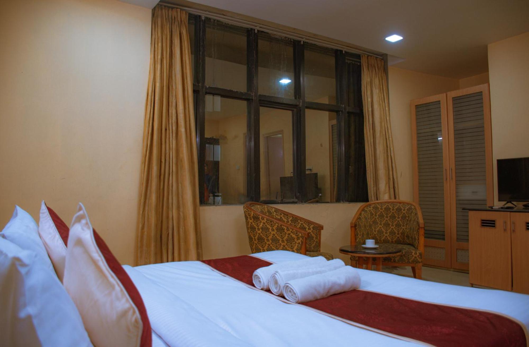 Naksha Tree Hotels - Mogappair Chennai Eksteriør bilde