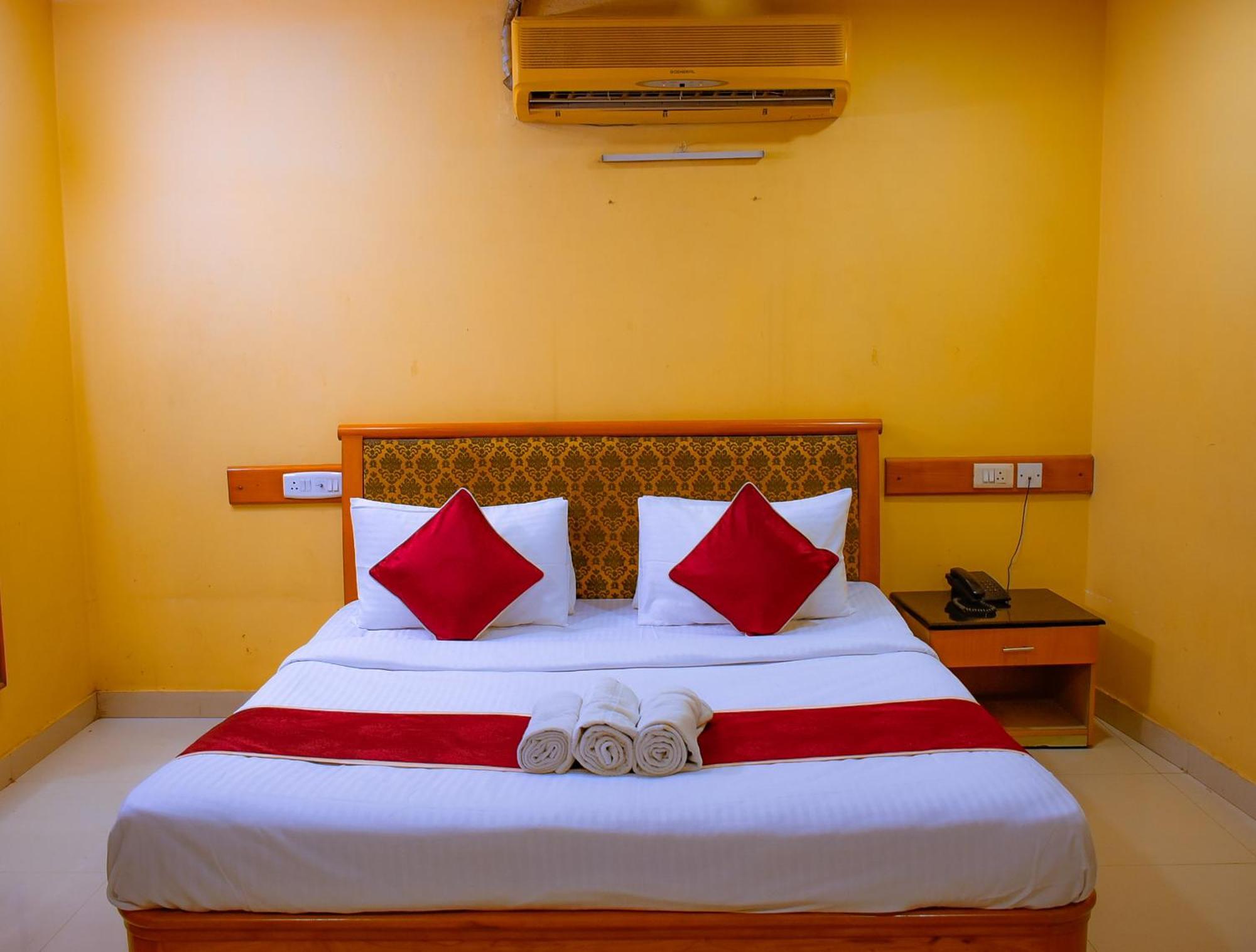 Naksha Tree Hotels - Mogappair Chennai Eksteriør bilde