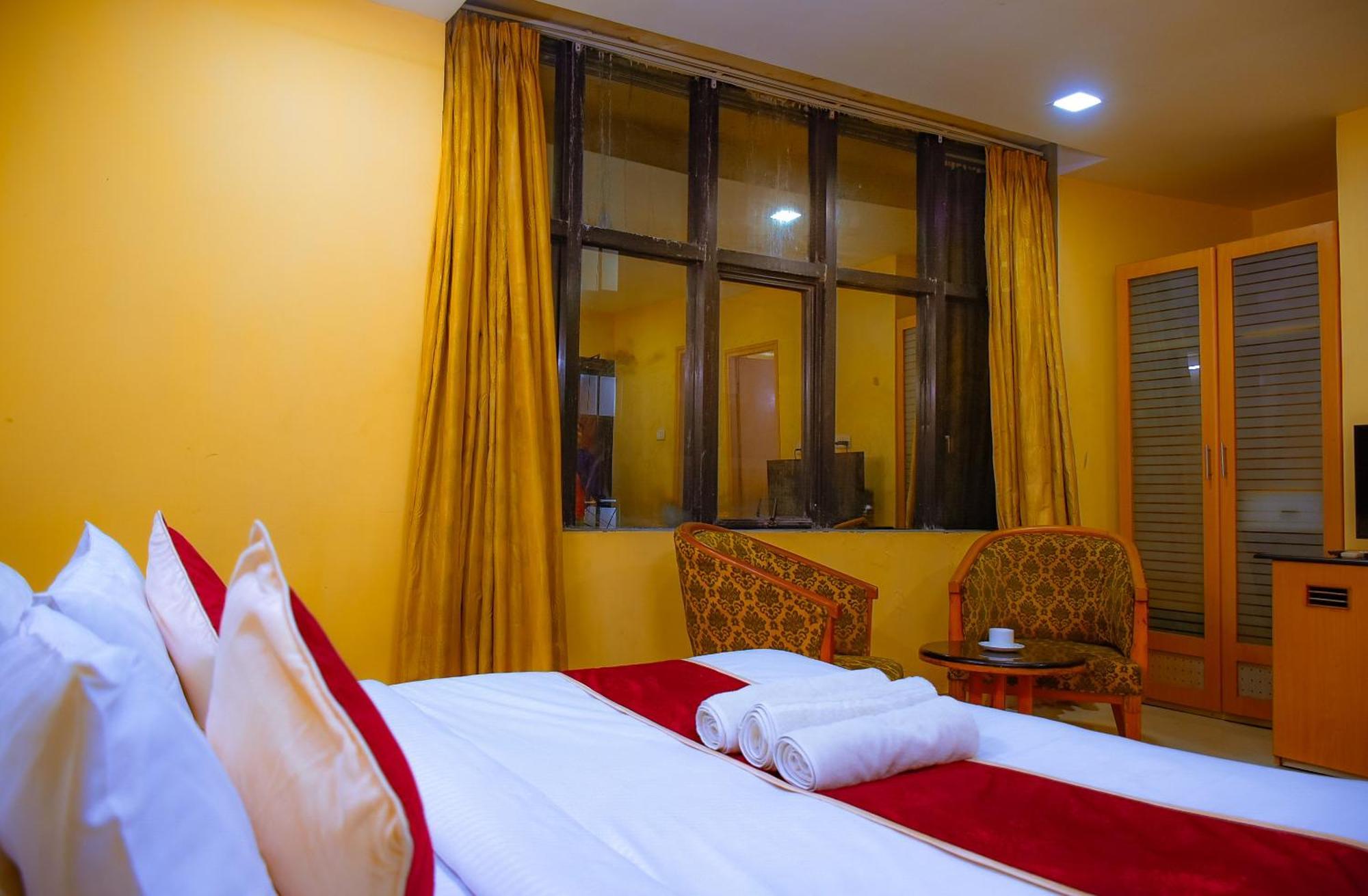 Naksha Tree Hotels - Mogappair Chennai Eksteriør bilde