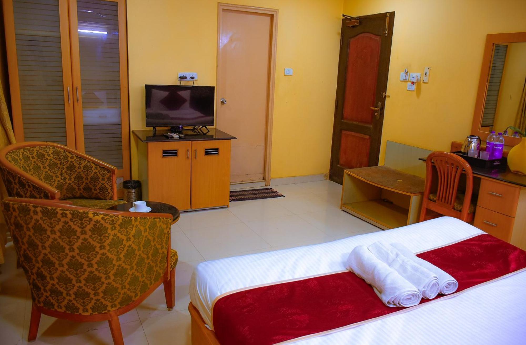 Naksha Tree Hotels - Mogappair Chennai Eksteriør bilde